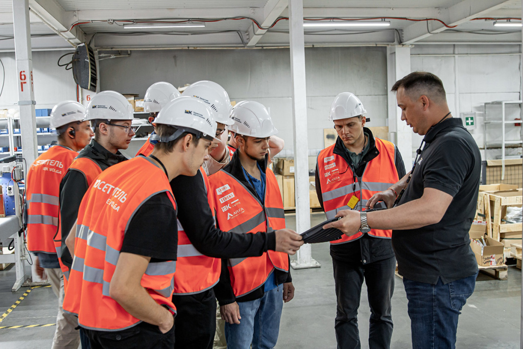 5_IMG_9574_resized copy.jpg