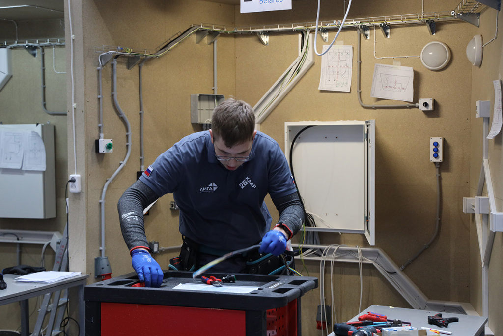 4096-2731-max (6) copy.jpg